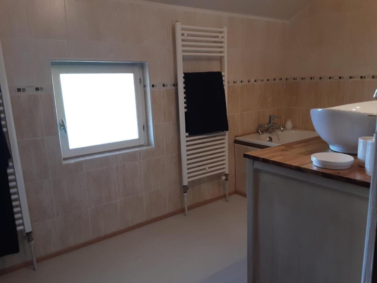 Bed and Breakfast Le Moulin Du Cluzeau Chaillac Екстер'єр фото